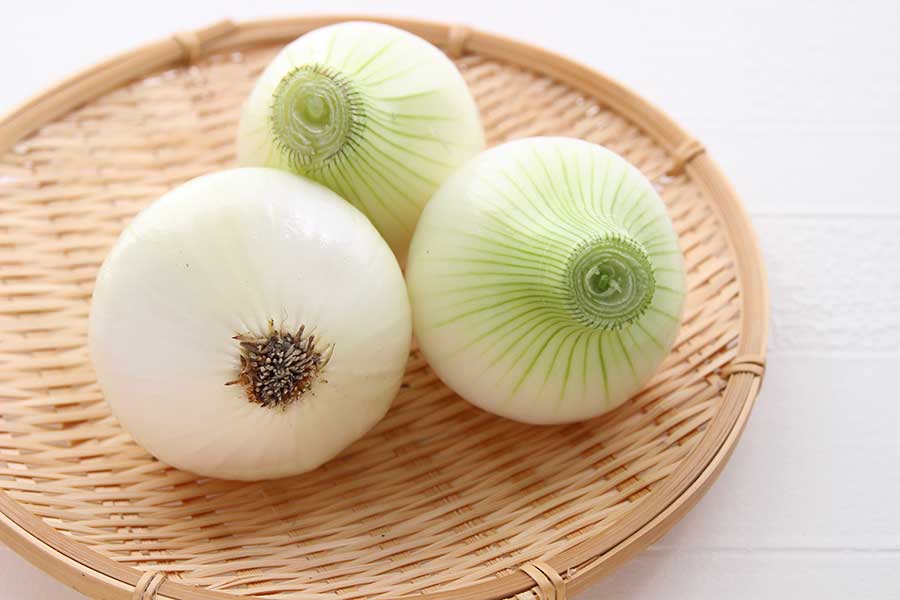 旬を迎えた新タマネギ（写真はイメージ）【写真：写真AC】