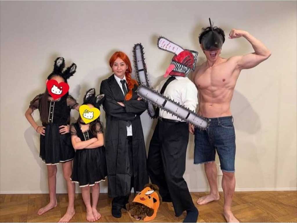 家族ハロウィーンコスプレ