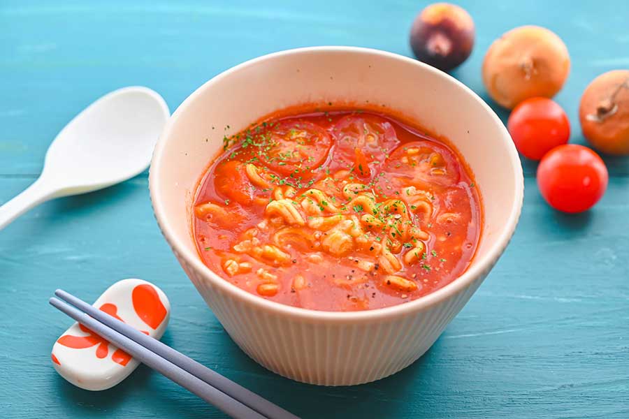 福岡から全国に広まったとされるトマトラーメン（写真はイメージ）【写真：PIXTA】