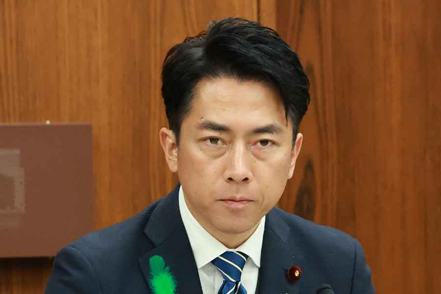 小泉進次郎防衛相【写真:産経新聞社】