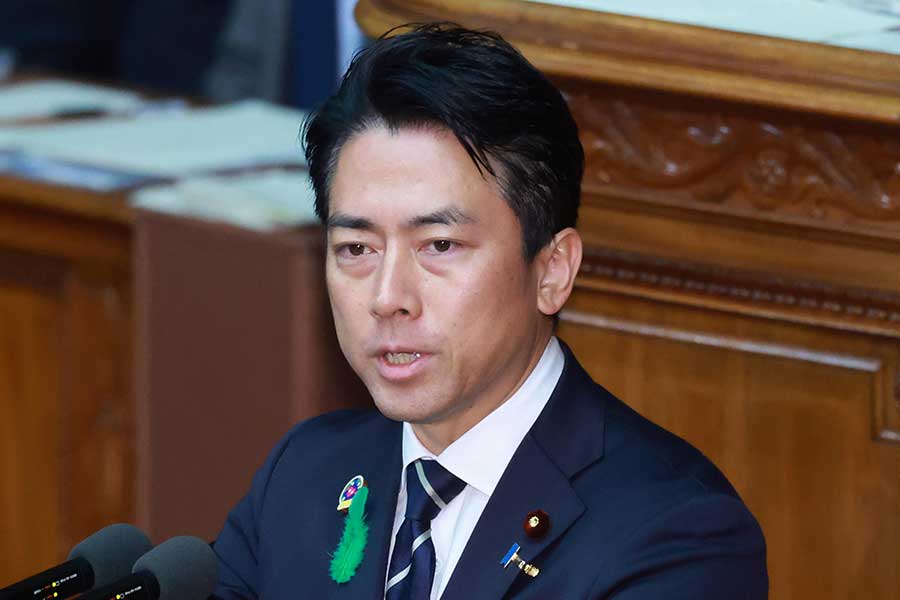 小泉進次郎防衛相【写真:産経新聞社】