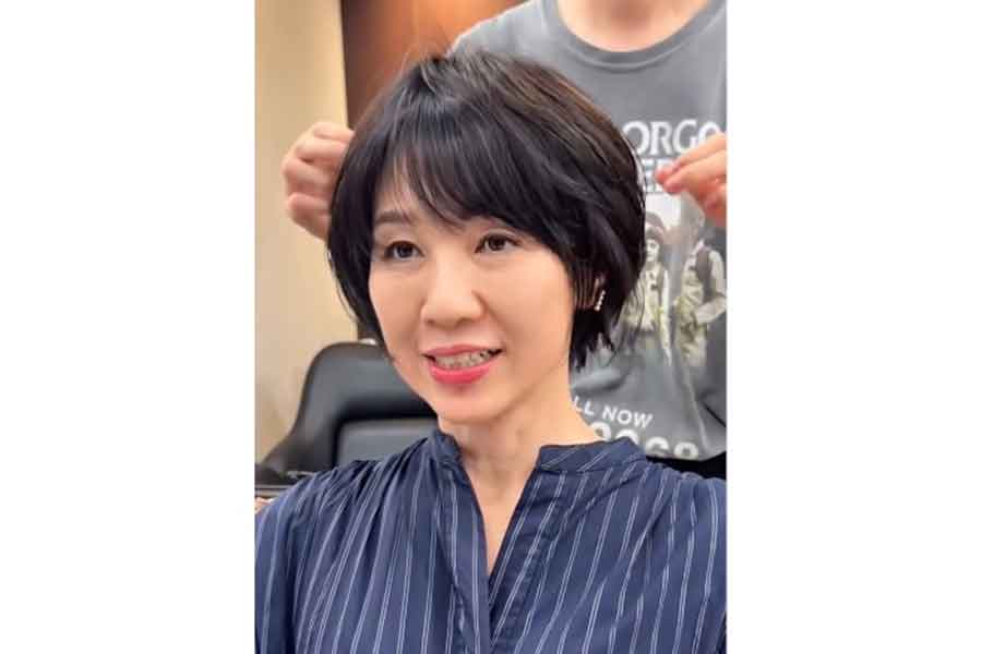 前髪ありスタイルに大満足の女性【出典：インスタグラム（view_nissy）よりスクリーンショット】