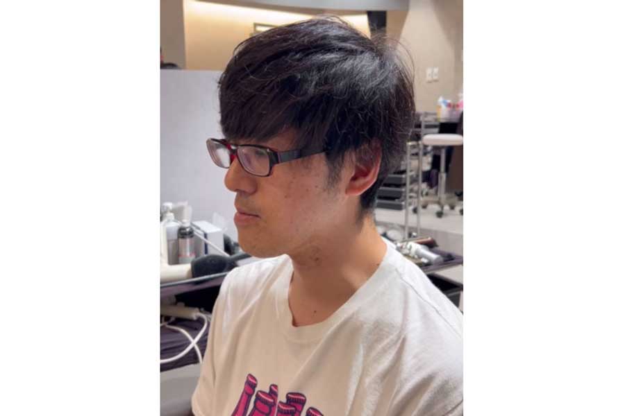 20年ほど同じ髪型を続けていた男性が大変身【出典：インスタグラム（lalaroomo_horikoshi）よりスクリーンショット】