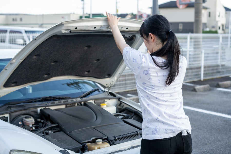 車に乗る前は、安全確認の徹底を（写真はイメージ）【写真：写真AC】