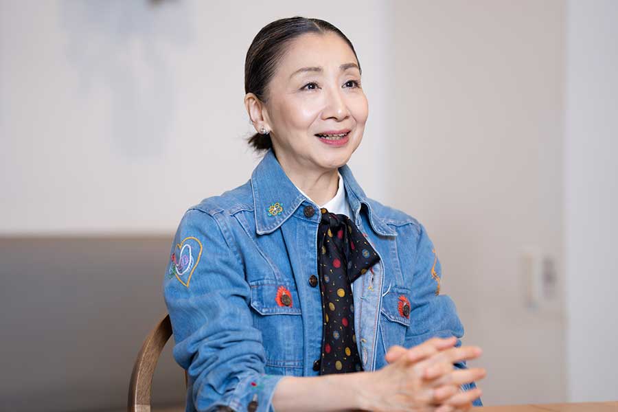 「演劇」に目覚めた春風ひとみさんに迷いはなかった【写真：増田美咲】