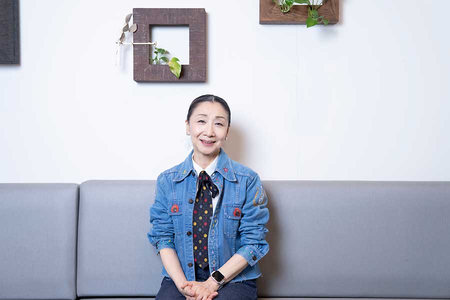 春風ひとみさんはネガティブな評価も力に変えたそう【写真:増田美咲】