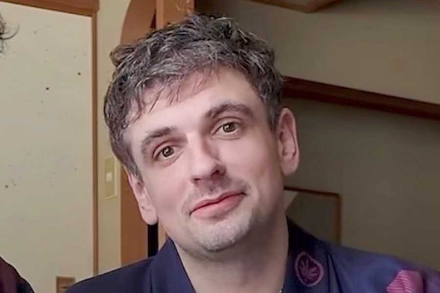 フランス人シェフのシャルルさん【出典:インスタグラム(bebechan_france)よりスクリーンショット】