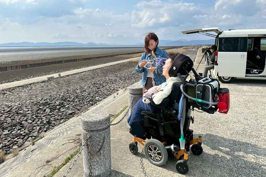 ヘルパーとともに遠出をすることも【写真提供:かずさん(kazu_oyanakiato)】