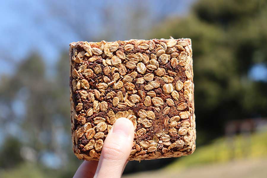 大麦やライ麦など、グルテンに類似したたんぱく質が含まれる食品（写真はイメージ）【写真：写真AC】