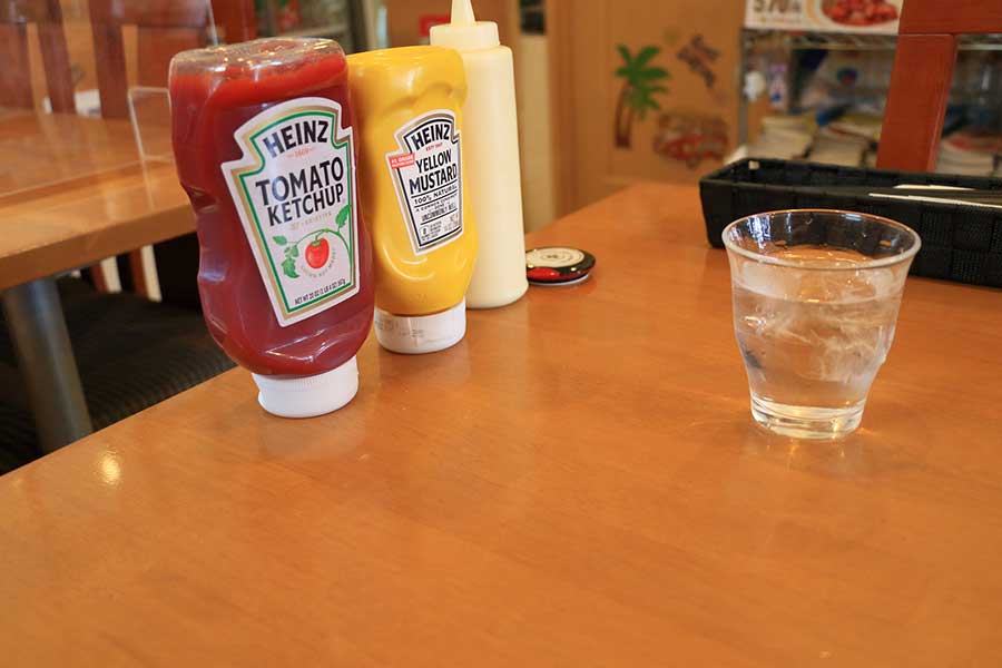 日本の飲食店では、海外では珍しい光景を目にすることも(写真はイメージ)【写真:PIXTA】