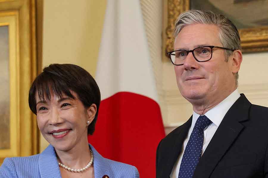 高市早苗首相とイギリスのスターマー首相【写真:Aflo】