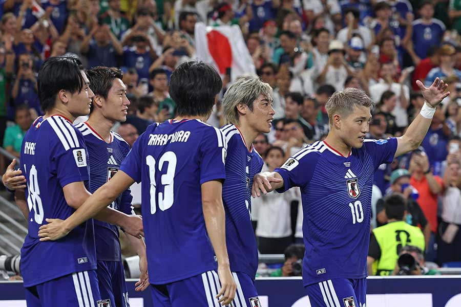 チュニジア代表に快勝したサッカー男子日本代表【写真:産経新聞社】
