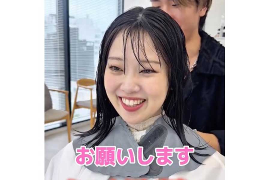 出産直前にカットを希望する女性【出典：インスタグラム（view_terashi_short）よりスクリーンショット】