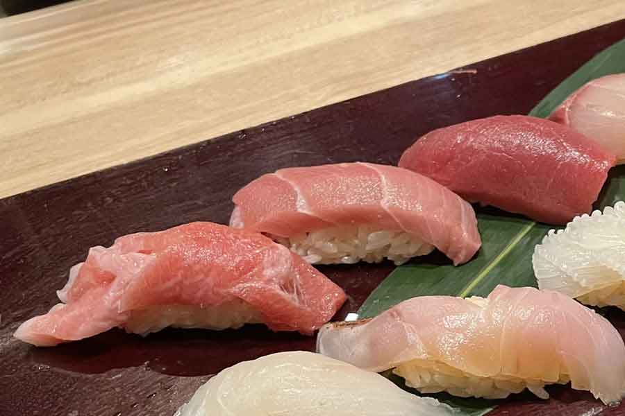 マグロの種類の豊富さに感動（写真はイメージ）【写真：写真AC】