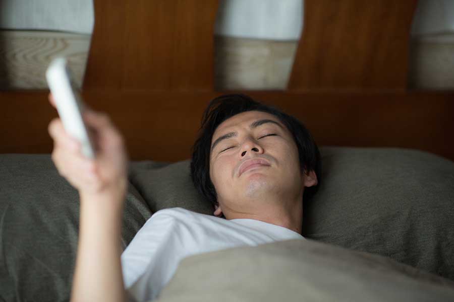 寝苦しい夏の夜、エアコンの使い方で室温や電気代に違いが(写真はイメージ)【写真:PIXTA】