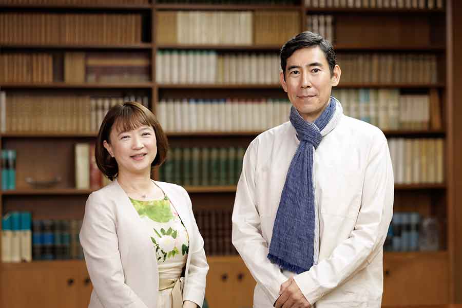 高嶋政伸さんとフリーアナウンサーの日下千帆さん【写真：冨田味我】