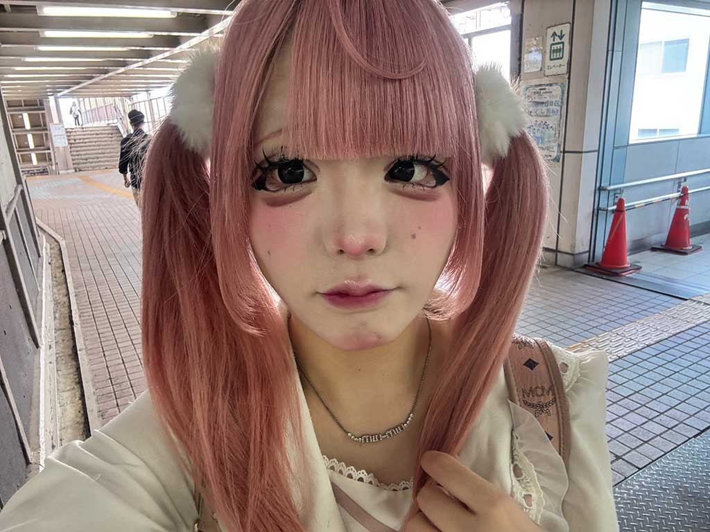 メイク技術を磨き上げ、現在の容姿に【写真提供:萌乃ゆの(@yunochi_01_n)さん】