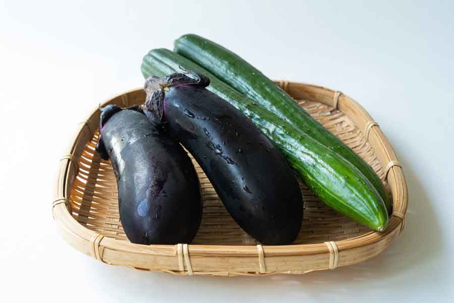 夏野菜でおなじみのキュウリとナス(写真はイメージ)【写真:写真AC】