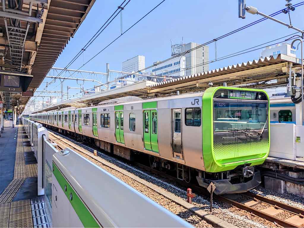 日本の電車の快適さに感動（写真はイメージ）【写真：写真AC】