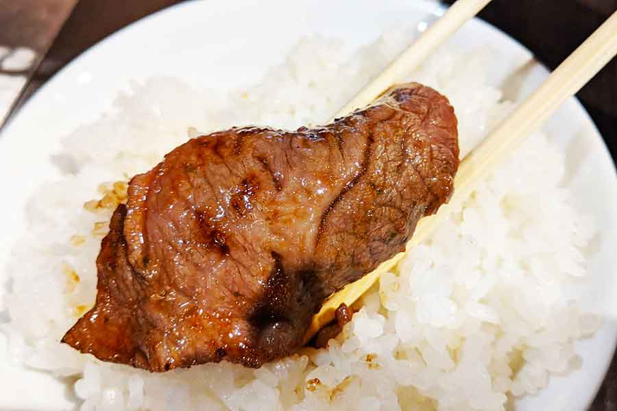 ごはんと焼き肉の組み合わせに感動（写真はイメージ）【写真：写真AC】