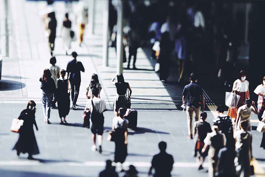 日本では歩くのが当たり前（写真はイメージ）【写真：写真AC】