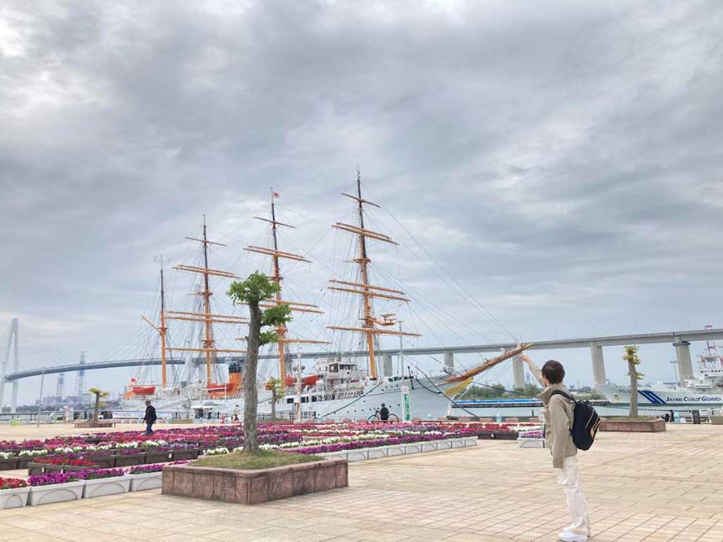 旅先で心をリフレッシュする咲羅さん【写真提供：咲羅さん】