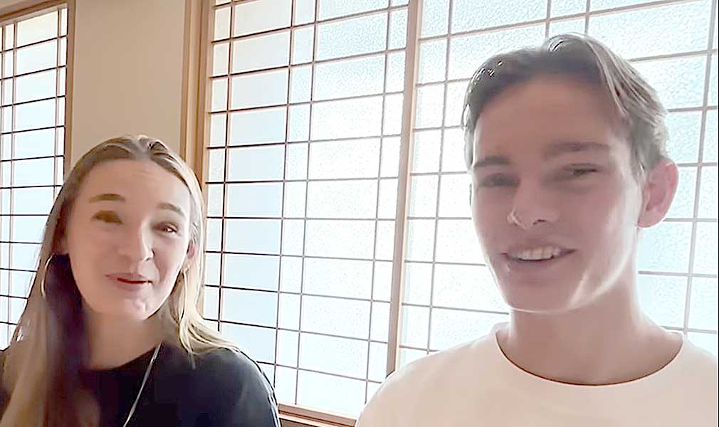 オランダから来たエヴァさんとクイントさん【出典：YouTube「日本食冒険記Tokyo Food Adventures」よりスクリーンショット】