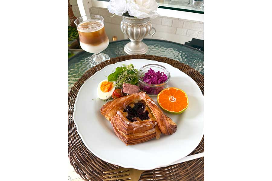 帰省時に作ってもらった「私の朝食」【写真提供:cappuccino(cappuccino__vlog)さん】