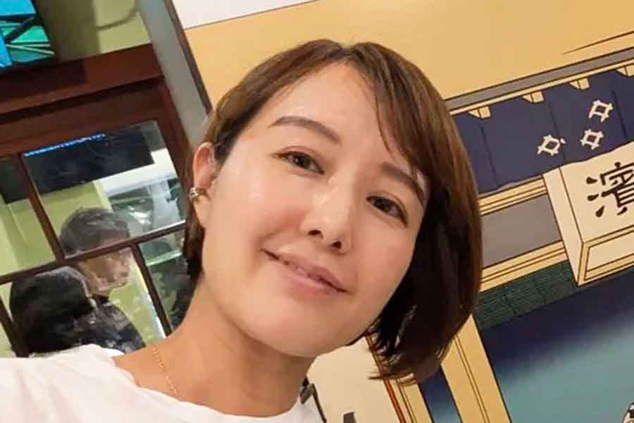 フリーアナウンサーの中村仁美さん【出典:インスタグラム(nakamura_hitomi_official)よりスクリーンショット】