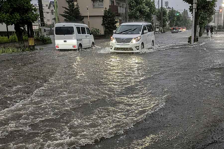 目にすることが多くなった冠水した道路(写真はイメージ)【写真:写真AC】
