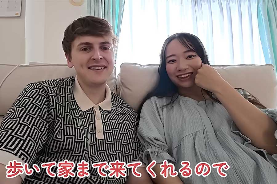 国際カップルのルイスさんとりせさん【出典：YouTube「りせとルイス」よりスクリーンショット】