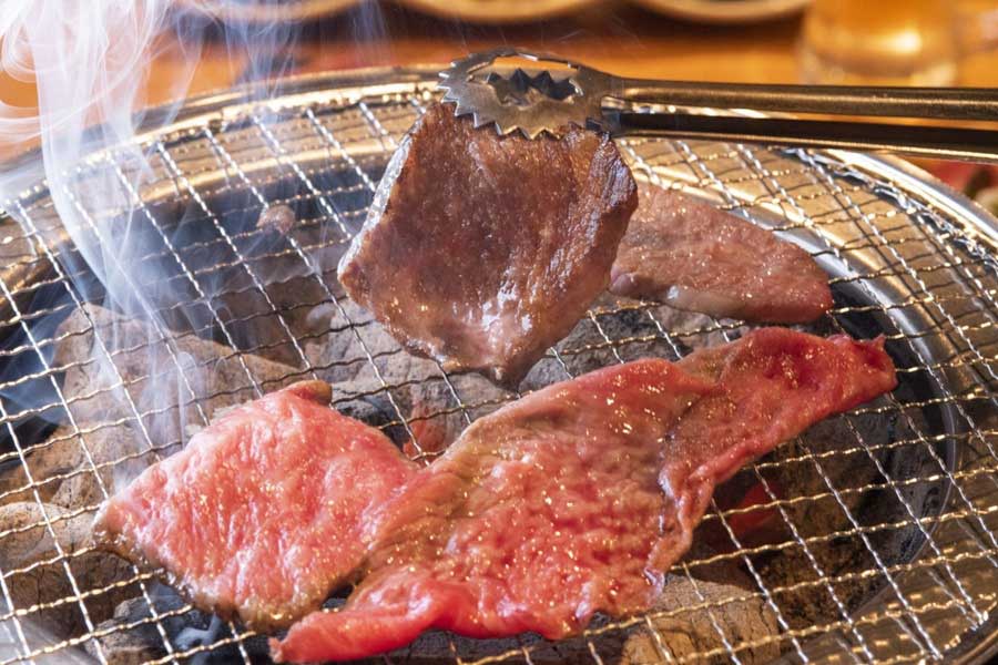 “スタミナ食”ともいわれる焼き肉（写真はイメージ）【写真：写真AC】