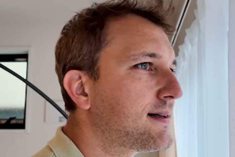 日本暮らしで起きた変化を伝えるオレリアン・プダさん【出典：インスタグラム（bebechan_france）よりスクリーンショット】