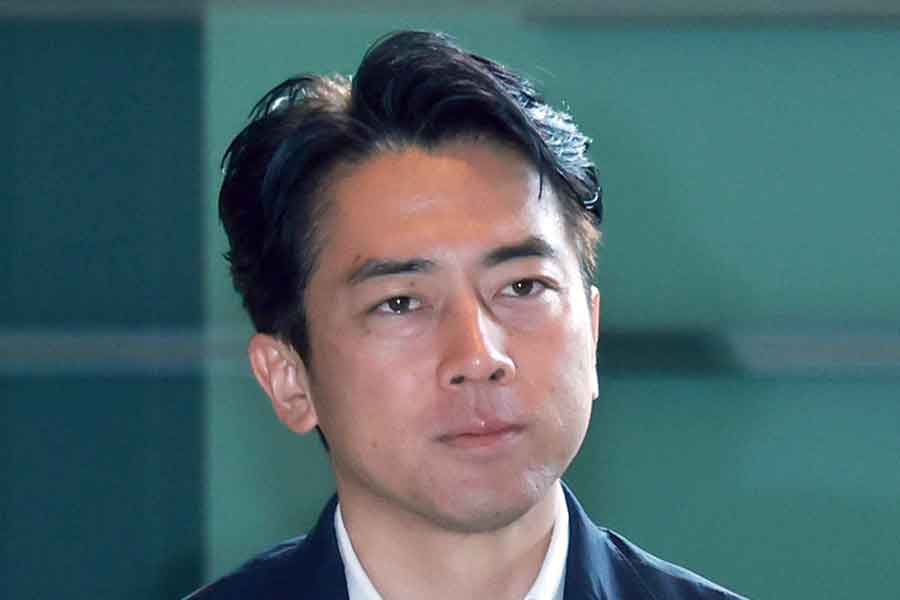 小泉進次郎防衛相【写真:産経新聞社】