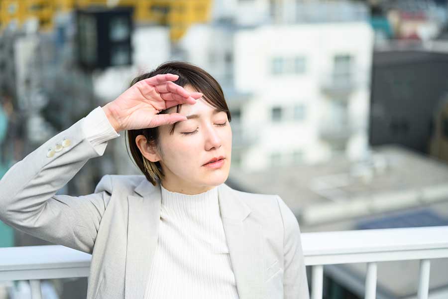 残暑が厳しい9月。どう乗り切る？（写真はイメージ）【写真：PIXTA】