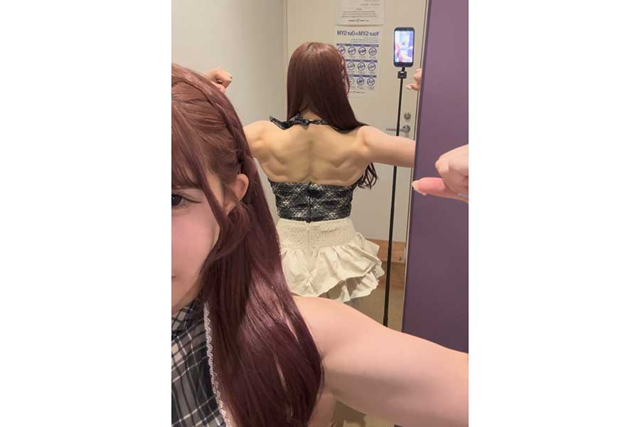 背中の筋肉に驚きの声が続々【写真提供：ねこぱんち（nekopanchi129）さん】
