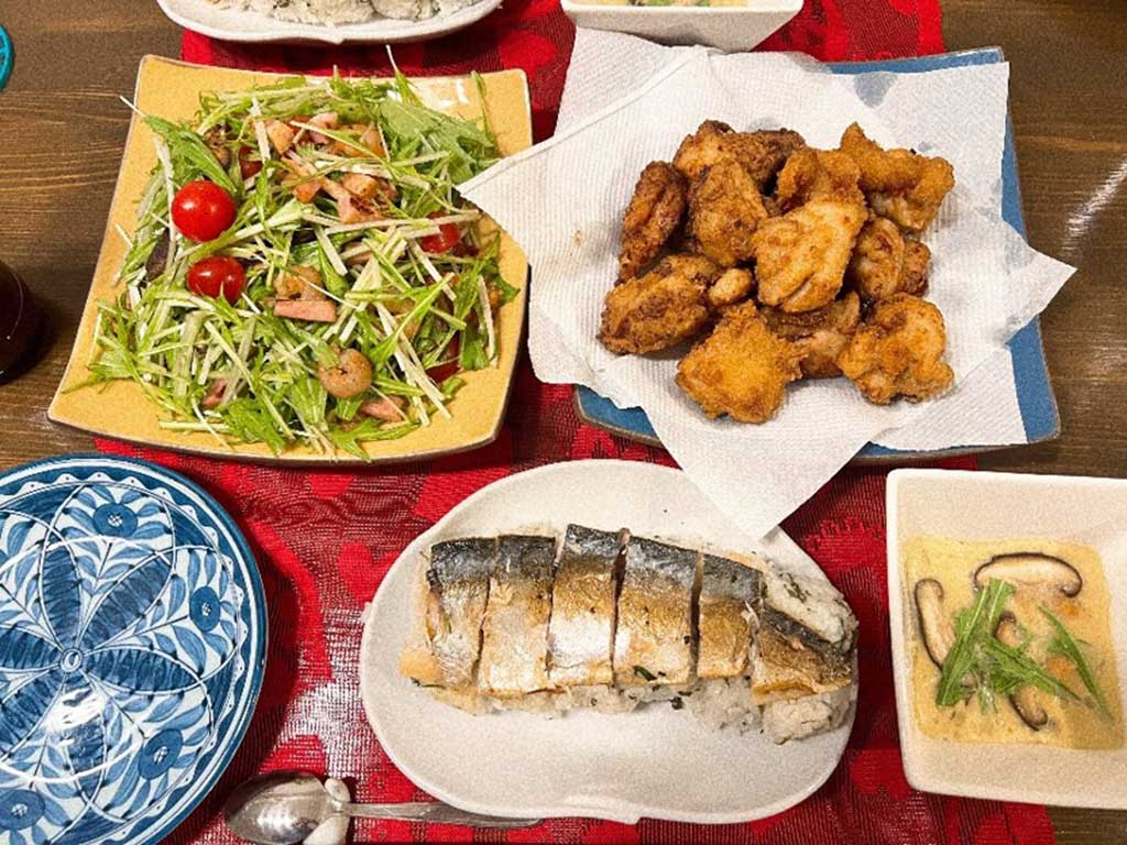 毎日の食卓を彩る、ひでたさんの手料理【写真提供：ひでた　はづき（kuruby_817）さん】