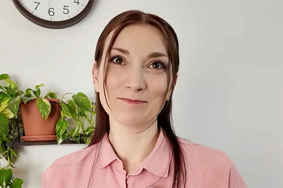 イギリス人のエミリーさん【出典：YouTube「ハーフキッズの日常 | 日本と家族になる」よりスクリーンショット】