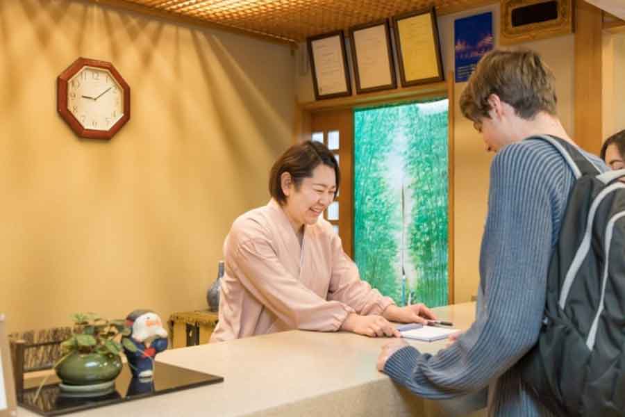 言語の差はあれど「日本人は親切」と感動（写真はイメージ）【写真：写真AC】