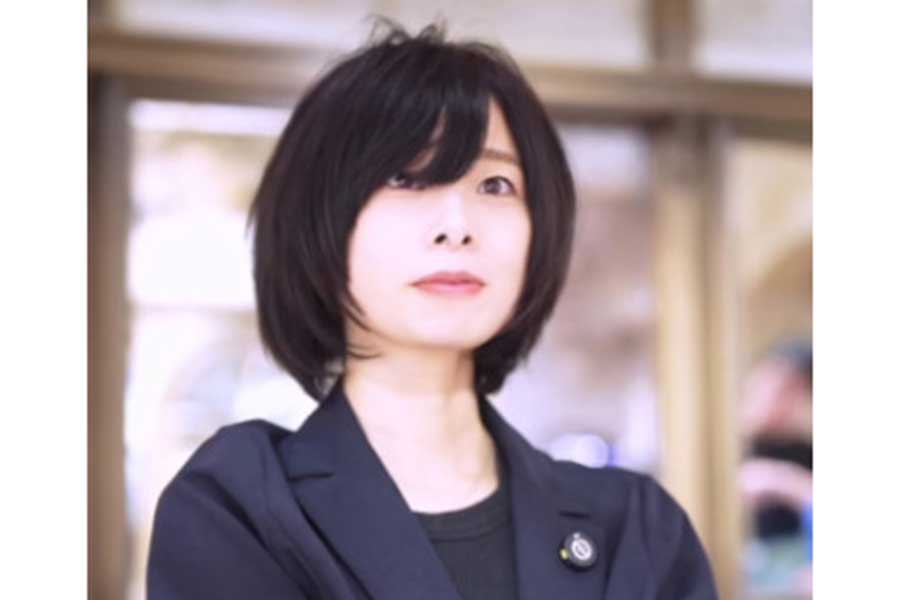 施術前の女性【出典：インスタグラム（yasuhiro002）よりスクリーンショット】