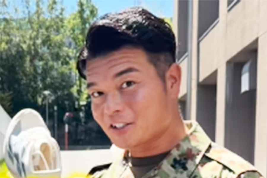 履き慣れた靴をさらにフィットさせる裏ワザが話題【出典：インスタグラム（tokyo_pco）よりスクリーンショット】