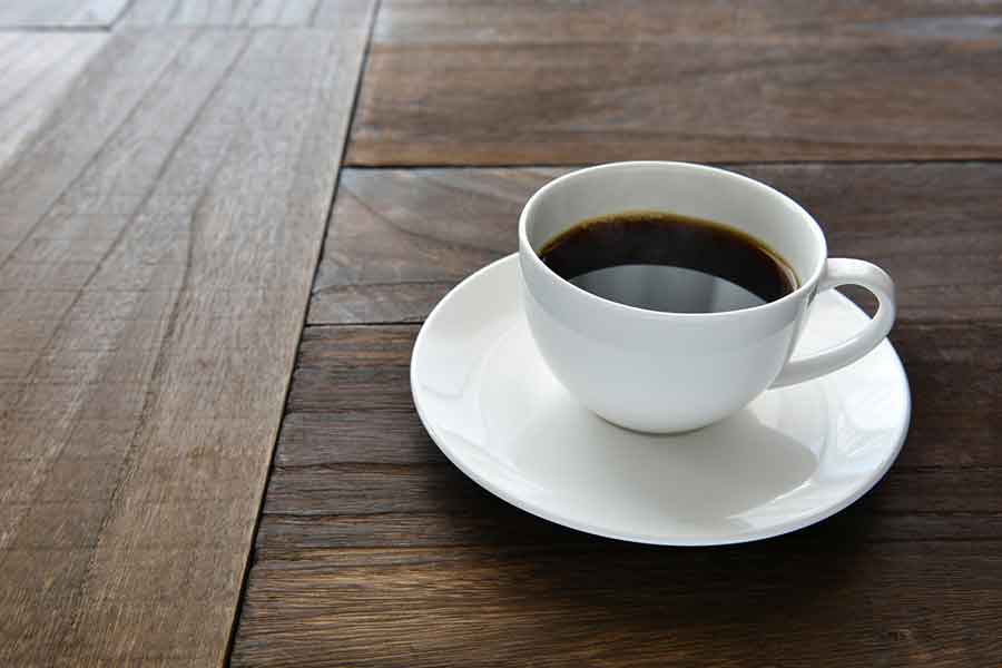 砂糖やミルクが入っていないブラックコーヒーも、絶食時間中は控えるべき（写真はイメージ）【写真：写真AC】