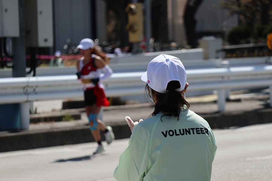 国際大会を運営するなかでボランティアの存在は欠かせない（写真はイメージ）【写真：PIXTA】