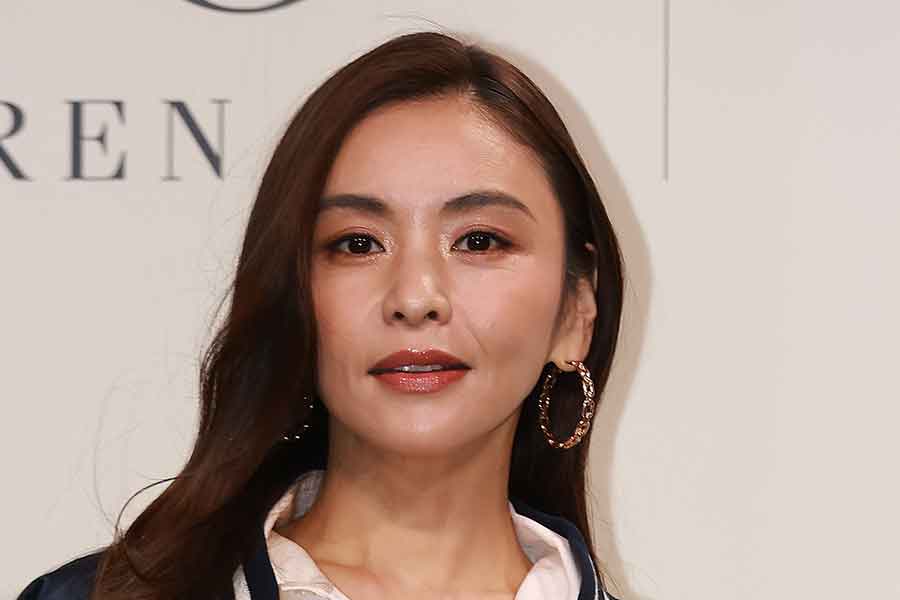 モデルの滝沢眞規子さん【写真：産経新聞社】
