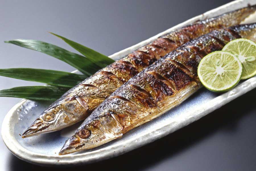 サンマをはじめ、サケやウナギなどの魚類に多いビタミンD（写真はイメージ）【写真：写真AC】