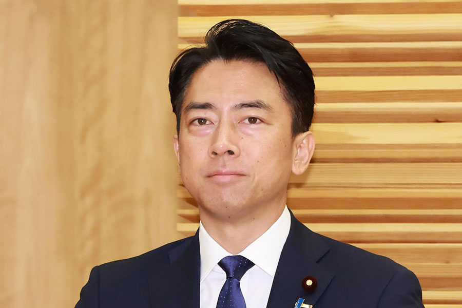 小泉進次郎防衛相【写真：産経新聞社】