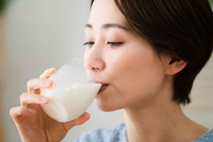 牛乳はいつ飲むべき?(写真はイメージ)【写真:PIXTA】