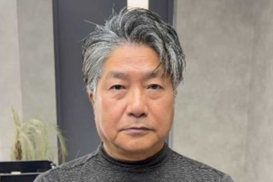 短髪スタイルですっきりとさわやかな印象に変わった男性【出典：インスタグラム（ryohei_shiney）よりスクリーンショット】