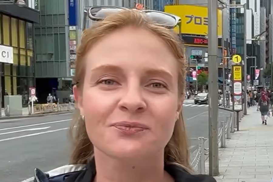 フランス人のクロエさん【出典：YouTube「日本食冒険記Tokyo Food Adventures」よりスクリーンショット】