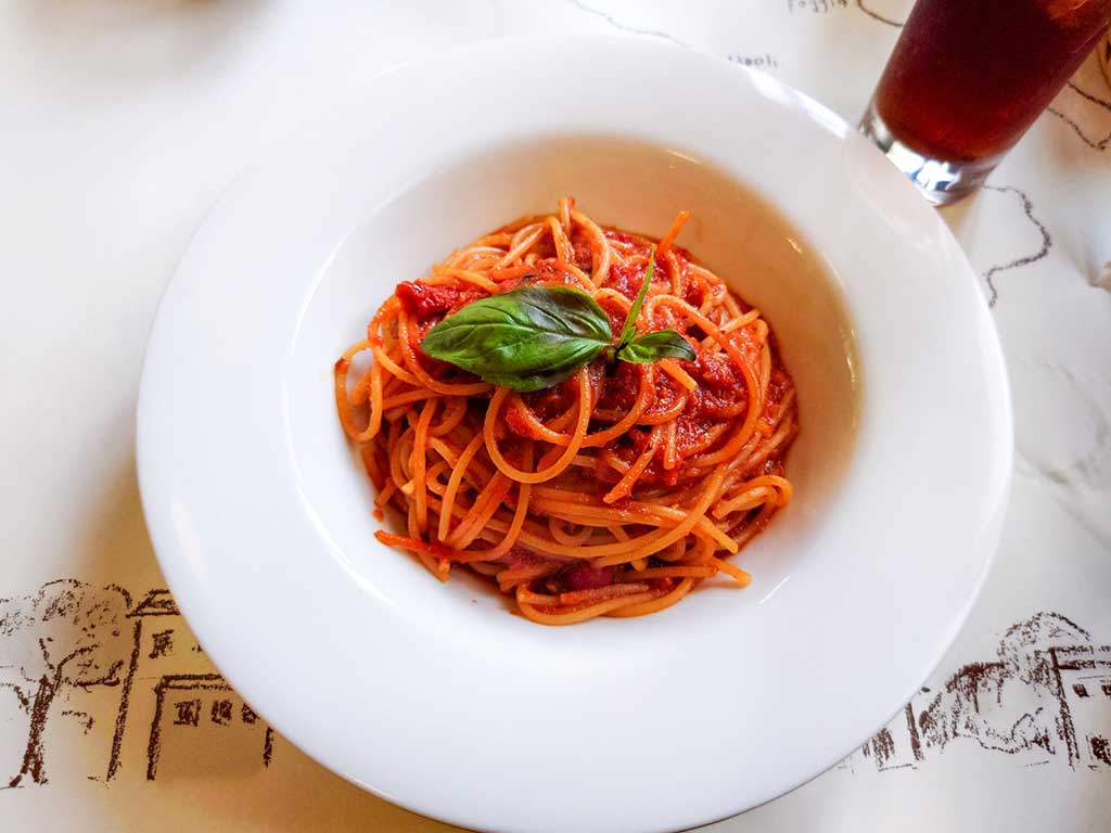 一般的なランチでも高騰しているというイスタンブール（写真はイメージ）【写真：写真AC】